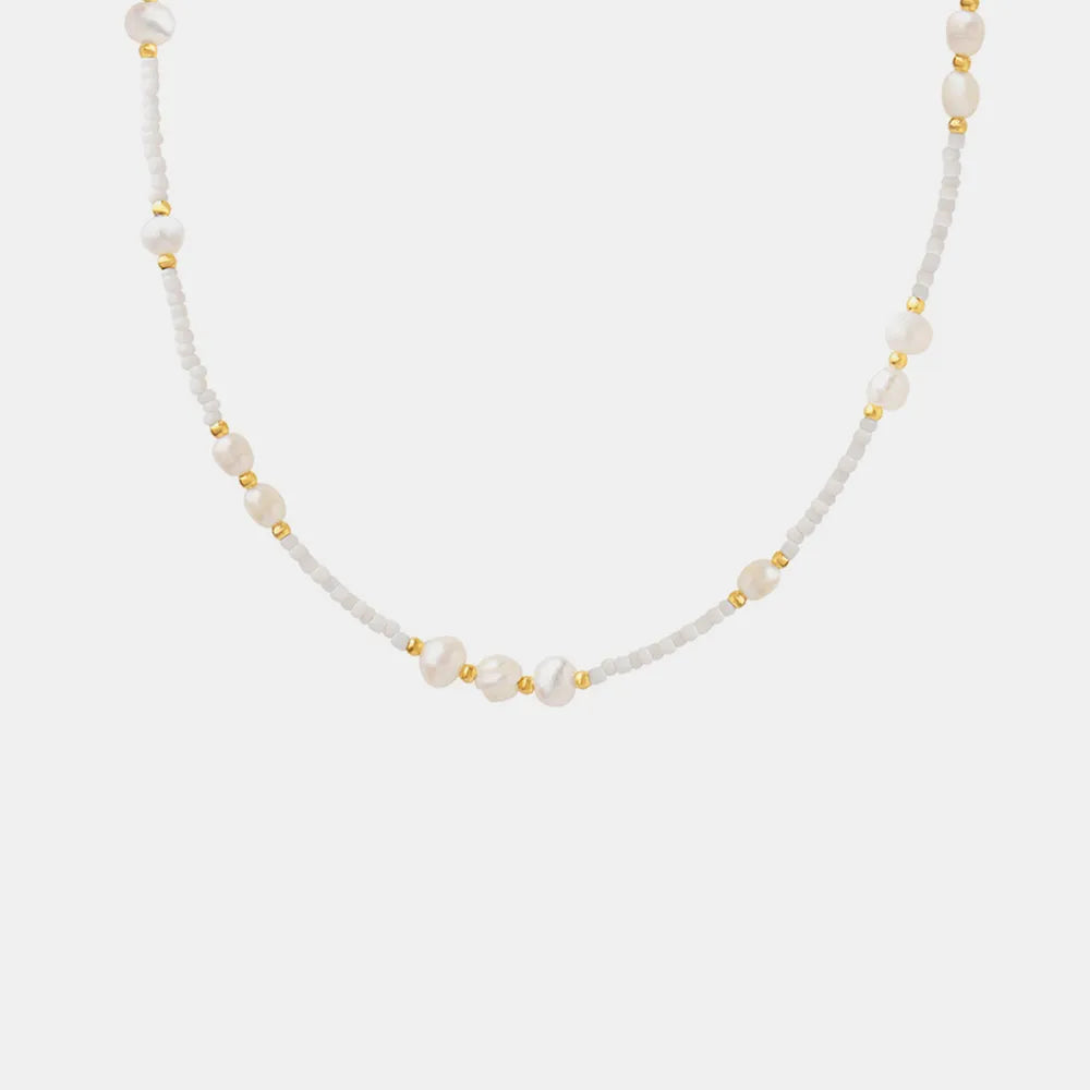 Collar de Perlas y Cuentas de Cristal Mary en Titanio • Elegancia Natural