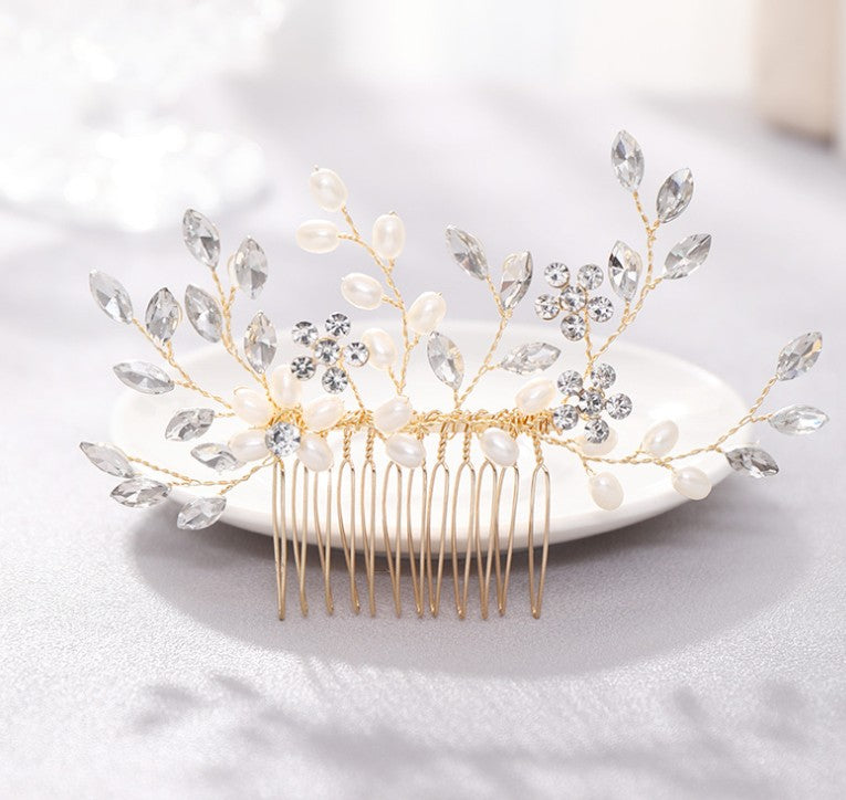 Peineta de Perlas y Cristal Blanco CARMEN • Accesorio de Cabello