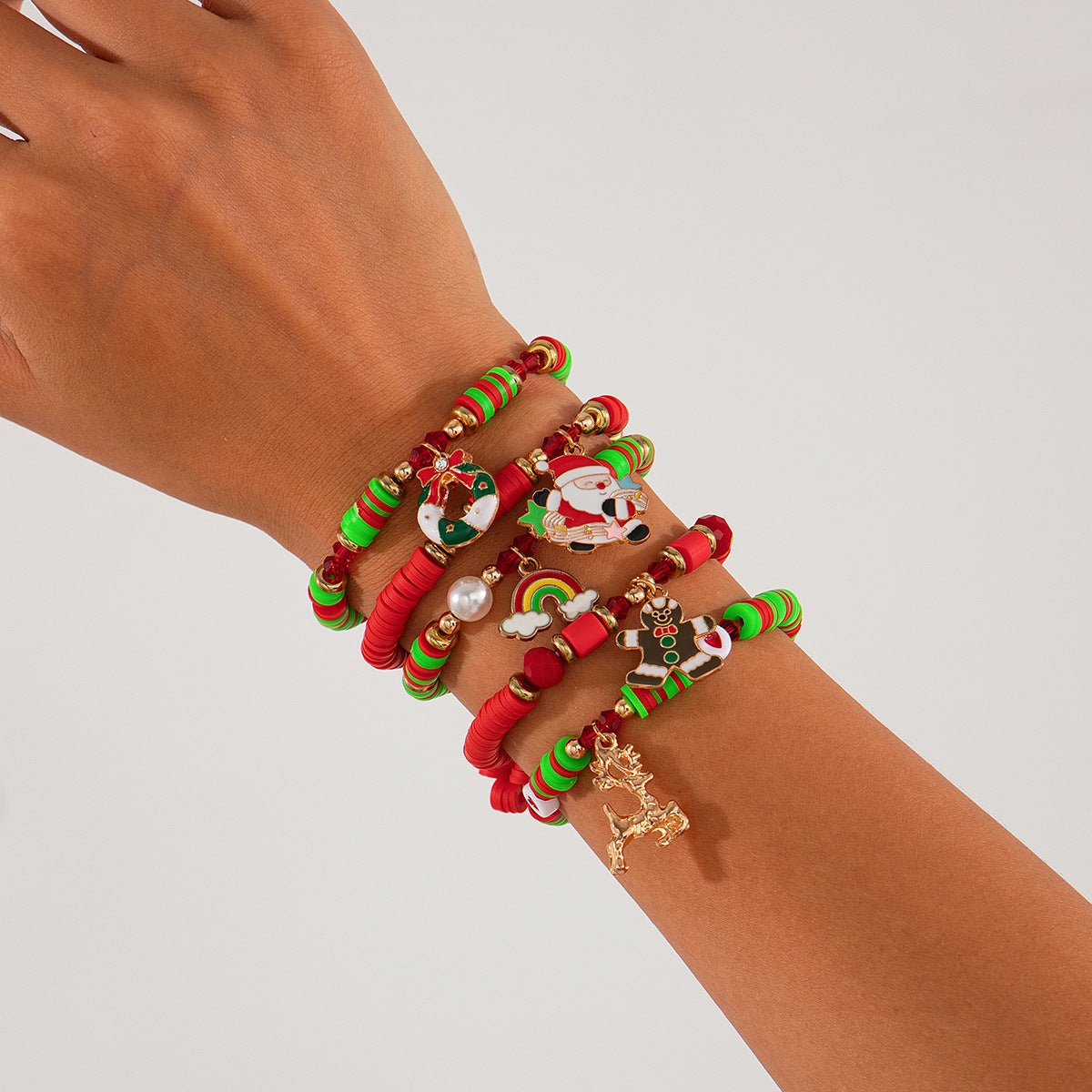 Set de Pulseras Navideñas con Letras y Cuentas de Cerámica | Hecho a Mano