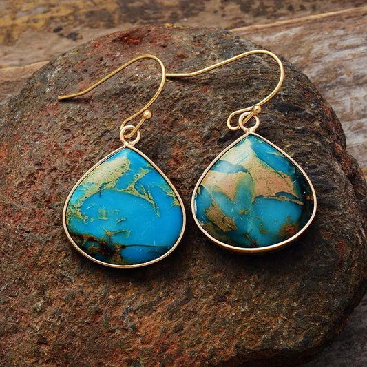 Pendientes de Piedra Natural Bañados en Oro 18K • Belleza Orgánica