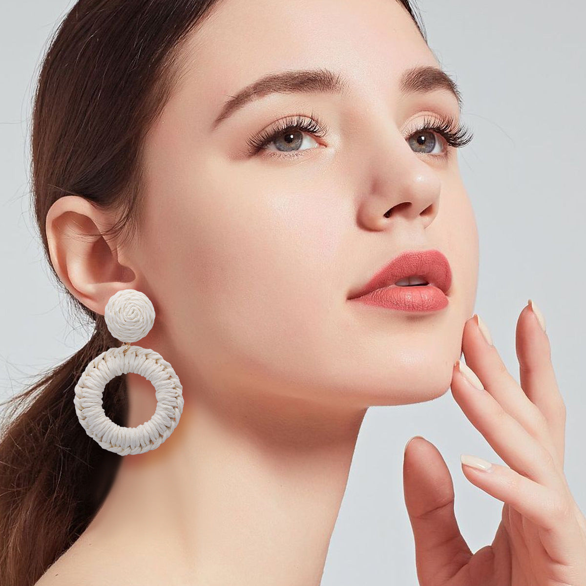 Pendientes de Rafia Trenzada OLIVIA • Estilo Playero para el Verano