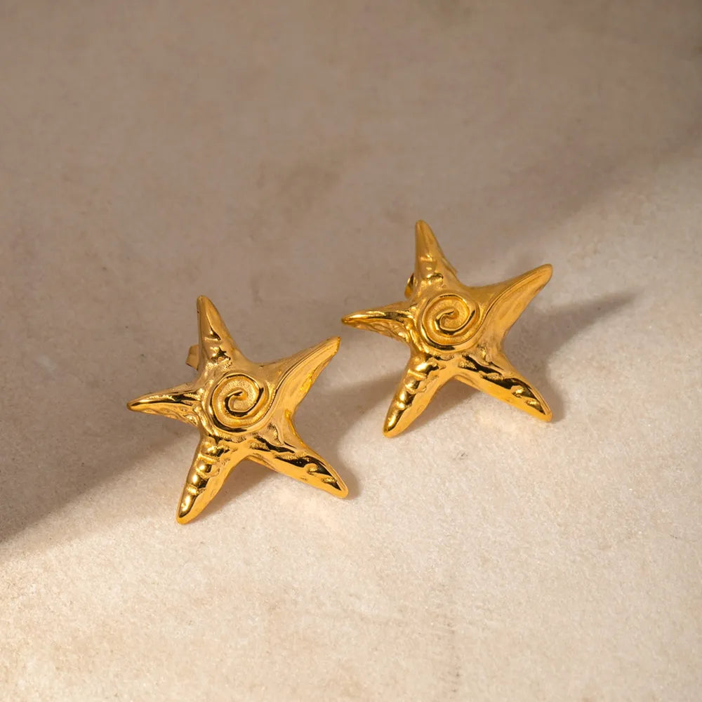 Pendiente Individual de Estrella Bañado en Oro 18K INÉS • Acero Inoxidable