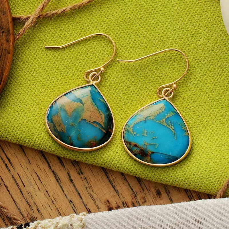 Pendientes de Piedra Natural Bañados en Oro 18K • Belleza Orgánica