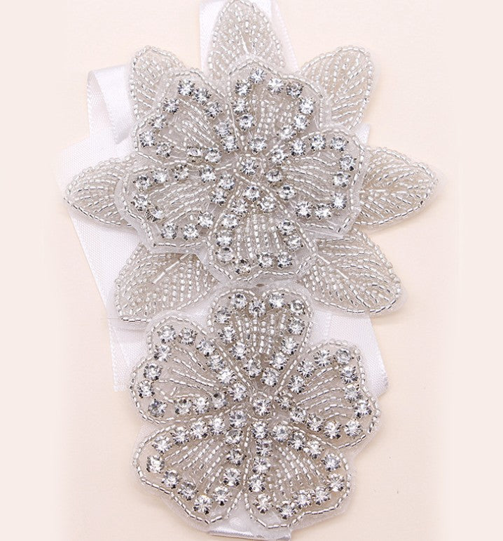 Diadema Nupcial de Princesa con Cristales y Flores SOFÍA • Tocado de Novia