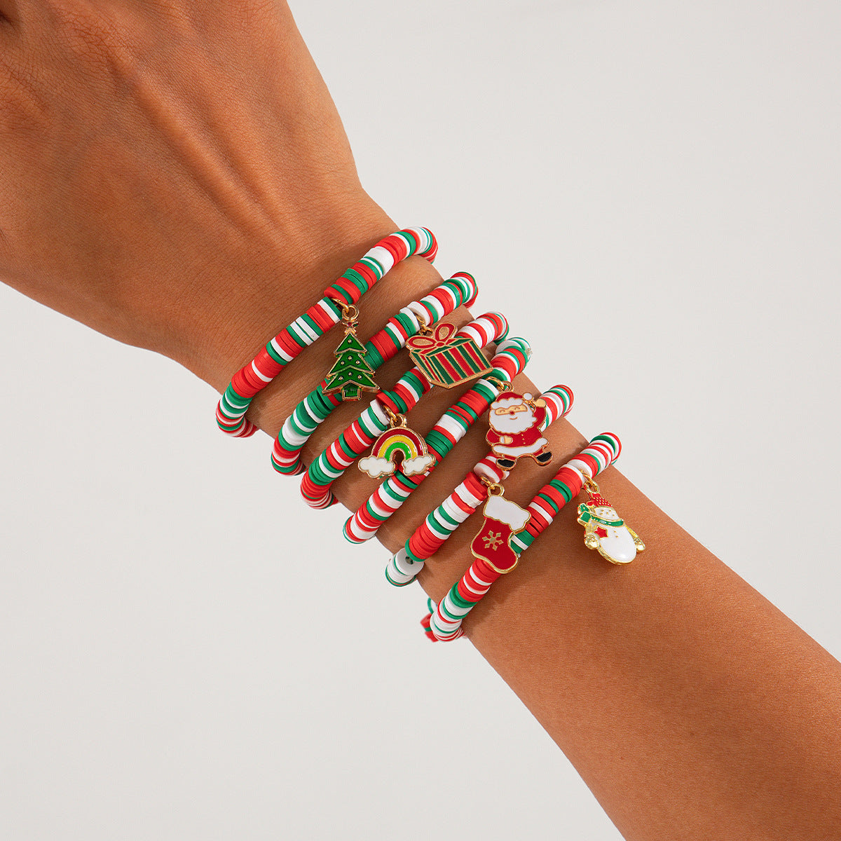 Set de Pulseras Navideñas con Letras y Cuentas de Cerámica | Hecho a Mano