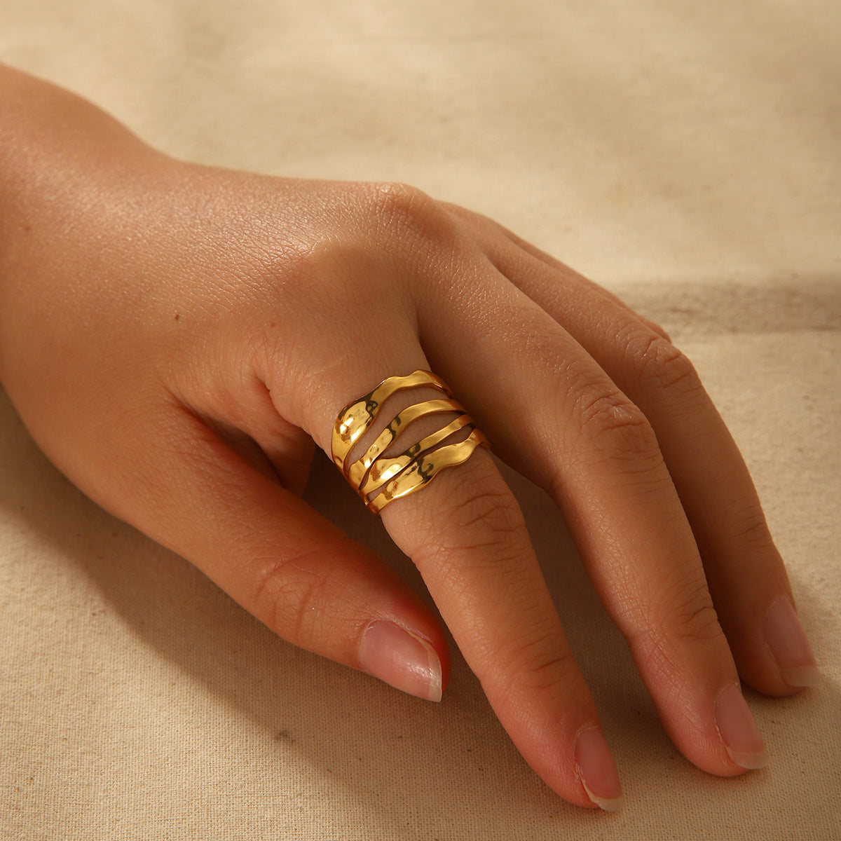 Anillo Alba | Diseño Asimétrico Contemporáneo